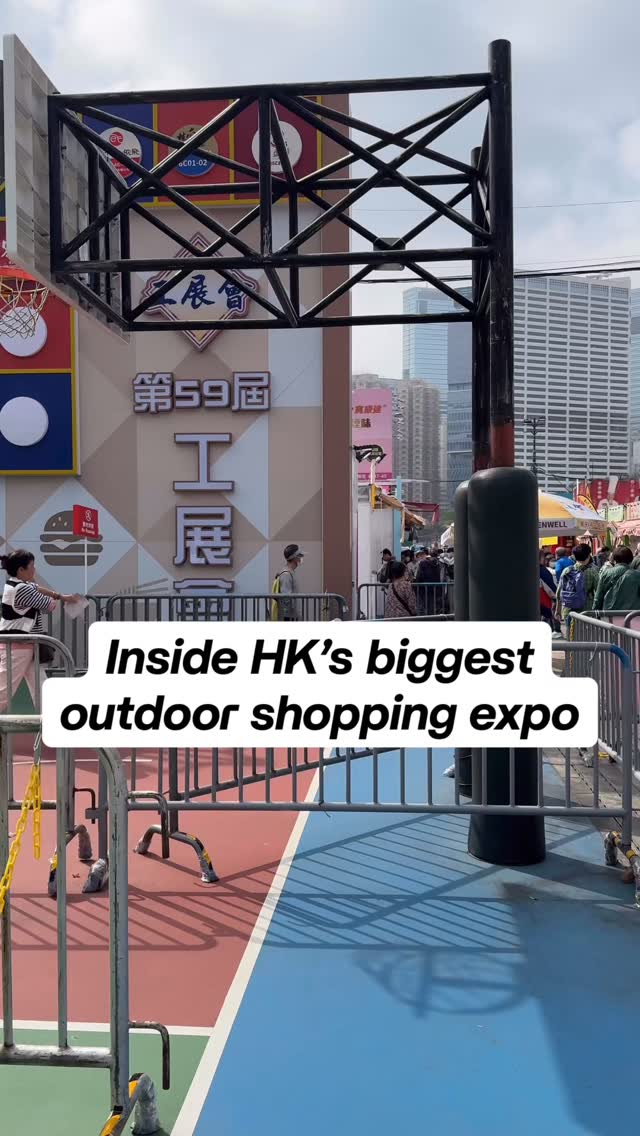 Clara and Heidar, Hong Kong Convention and Exhibition Centre