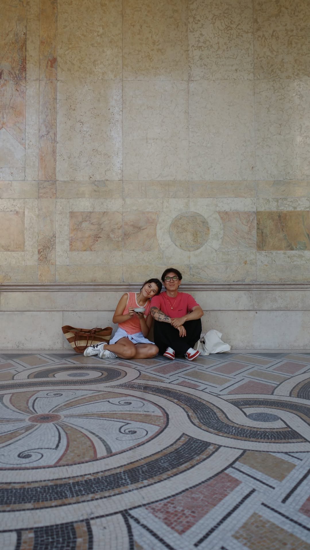 Suzy & Austin | Travel and Lifestyle, Petit Palais