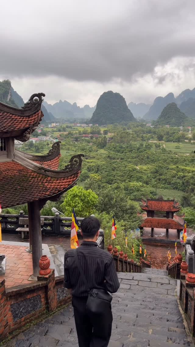 Vietnam Less Touristy Private Tours, Ban Gioc Waterfalls