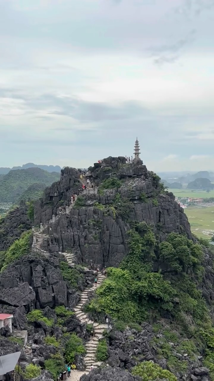 Payal Parihar, Bai Dinh Pagoda