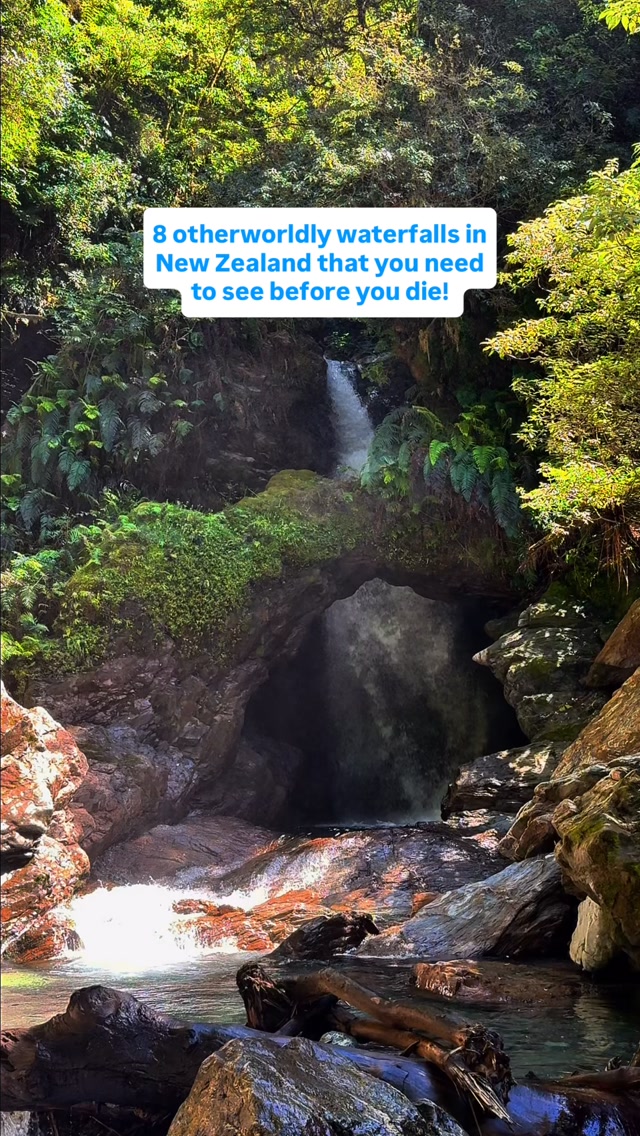 Nico & Sina | New Zealand Travel, Karekare Falls