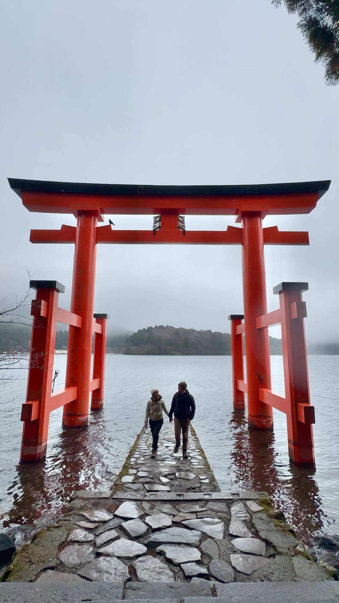 CHRIS AND FLO | Travel Creators, Hakone Shrine
