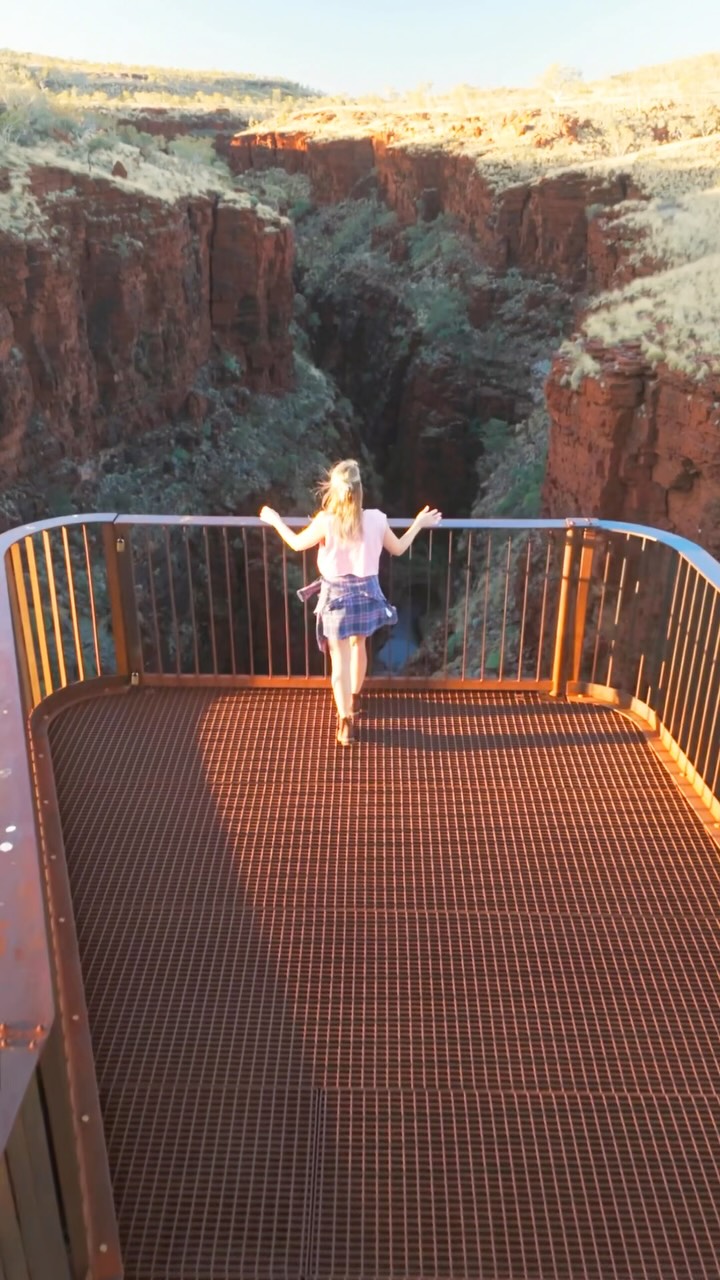 Dario & Cecilia | Adventure travel & VanLife in Australia, Karijini National Park