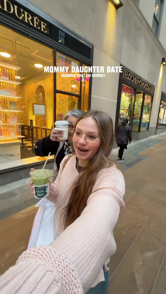 Kaitlyn Johnson, FAO Schwarz