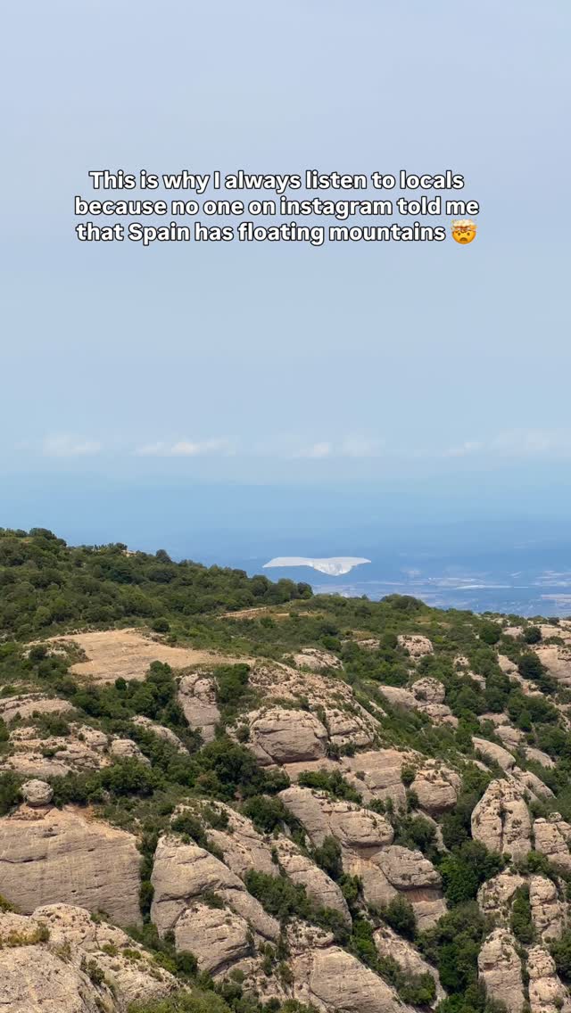 𝐃𝐫𝐢𝐬𝐡𝐭𝐢 | Road Trips & Unique Places, Santa Maria de Montserrat Abbey