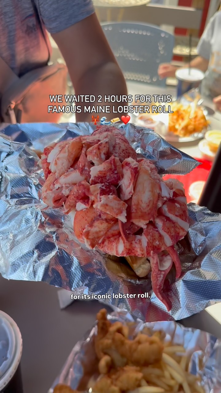 Jill Urglavitch | Family Lifestyle Blogger, Red's Eats