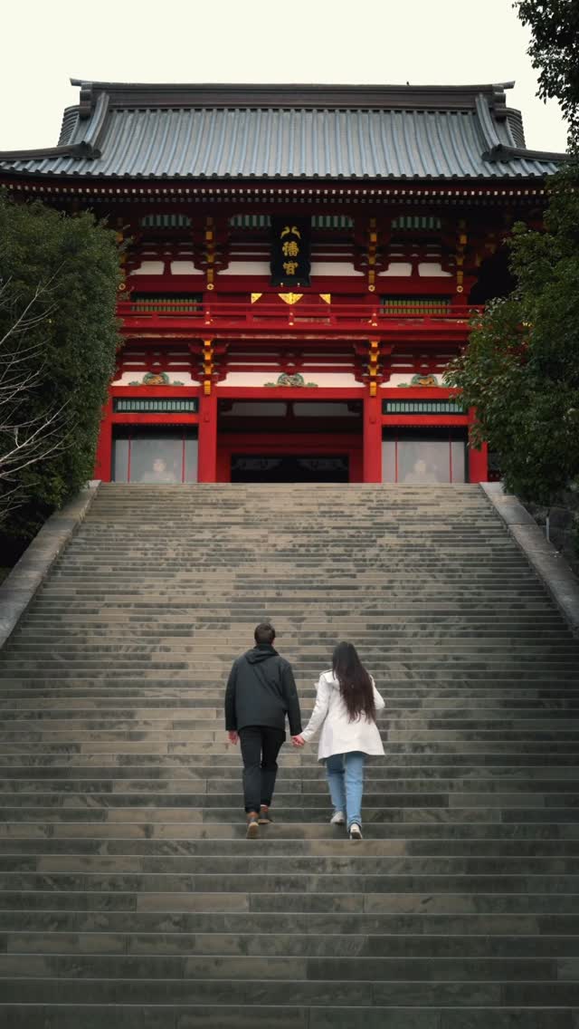 Jad & Hansen Holland | Travel & Lifestyle Creators, Kamakura Hasedera