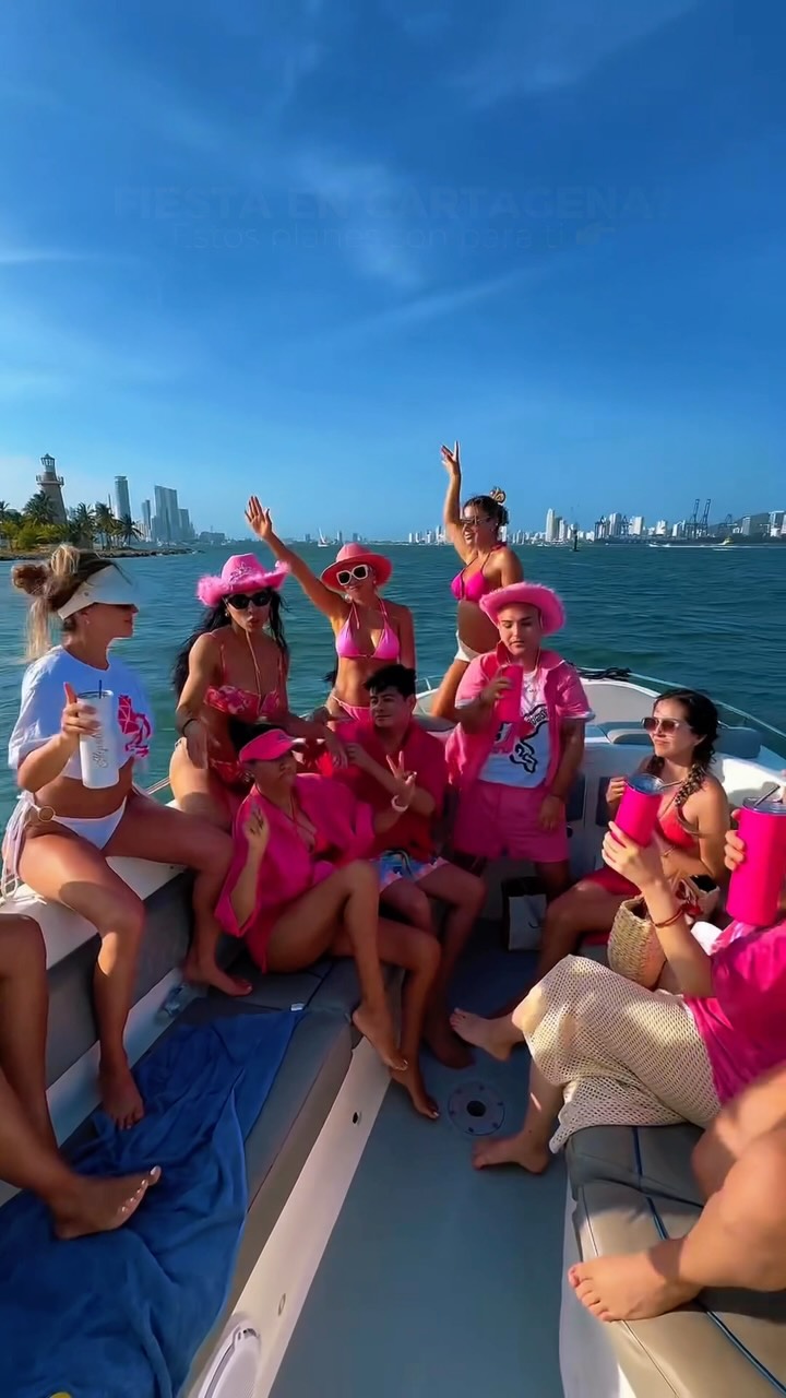 𝗧𝗢𝗨𝗥𝗦 & 𝗣𝗔𝗦𝗔𝗗𝗜𝗔𝗦 𝗘𝗡 𝗖𝗔𝗥𝗧𝗔𝗚𝗘𝗡𝗔 🏖️, Bora Bora Cartagena