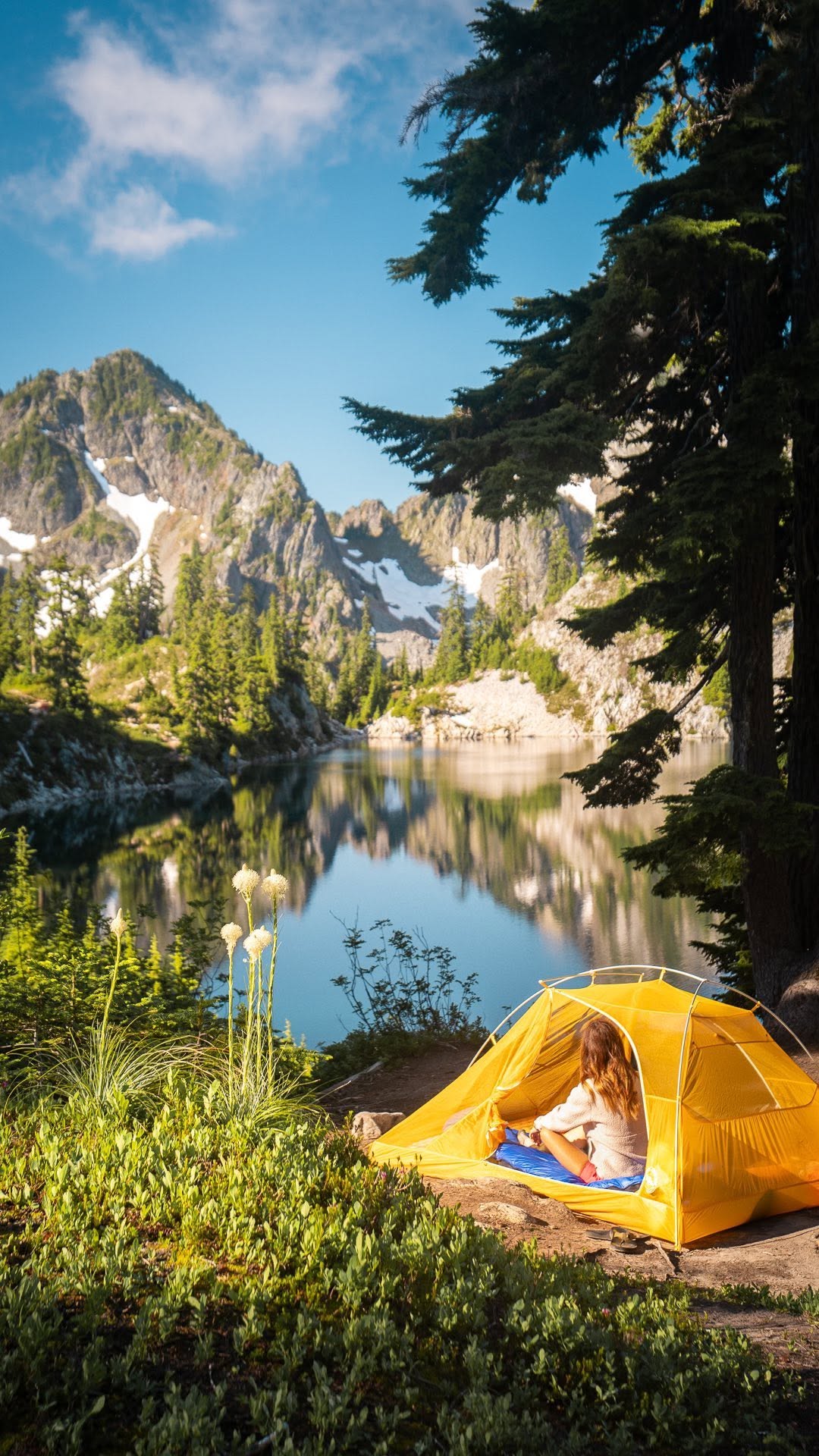 Jess Dales 🌿 Outdoorsy Travel, Alpine Lakes Wilderness Area
