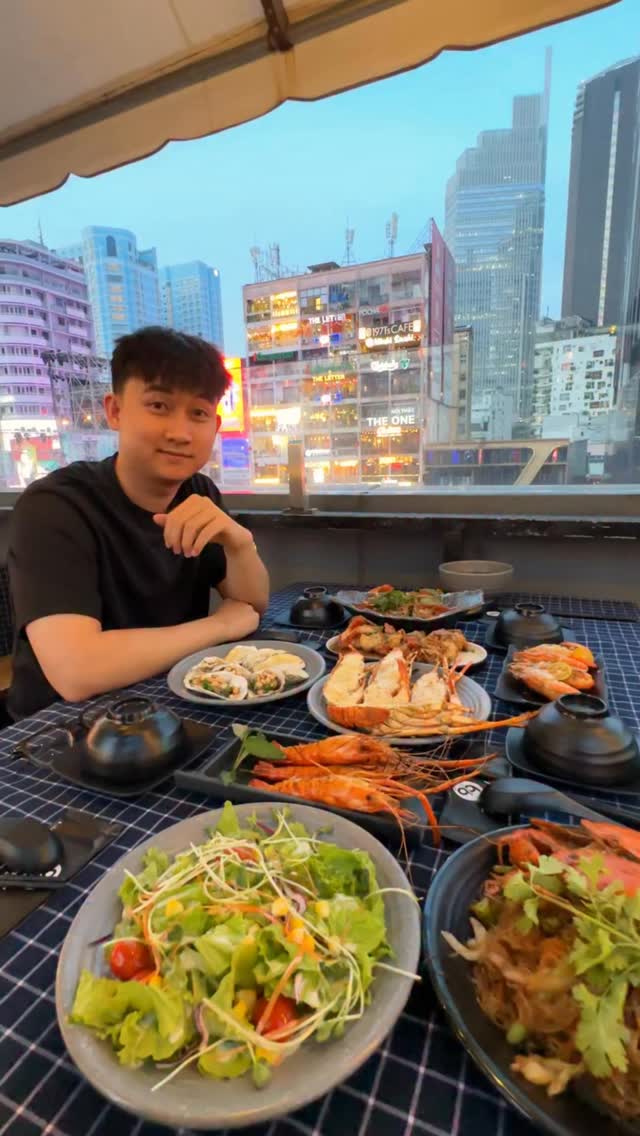 Hoàng Anh Đi Đâu, Bui Vien Walking Street