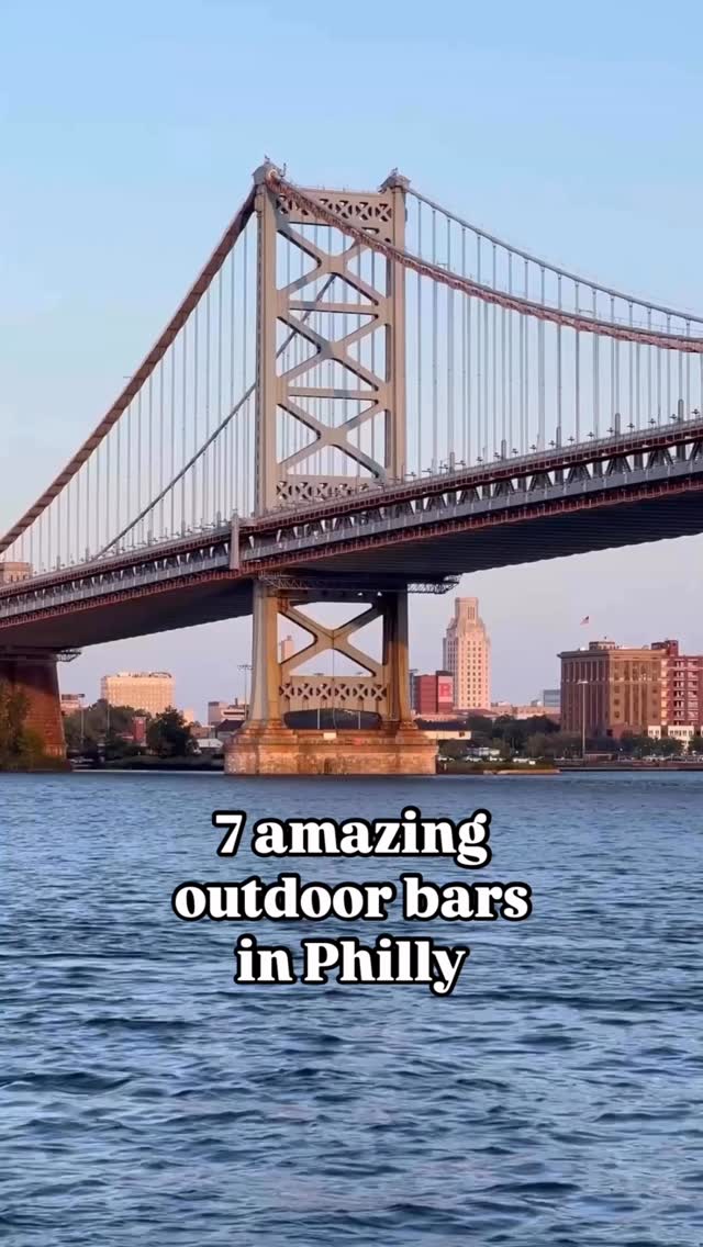 Philadelphia Food & Lifestyle, Fringe Bar