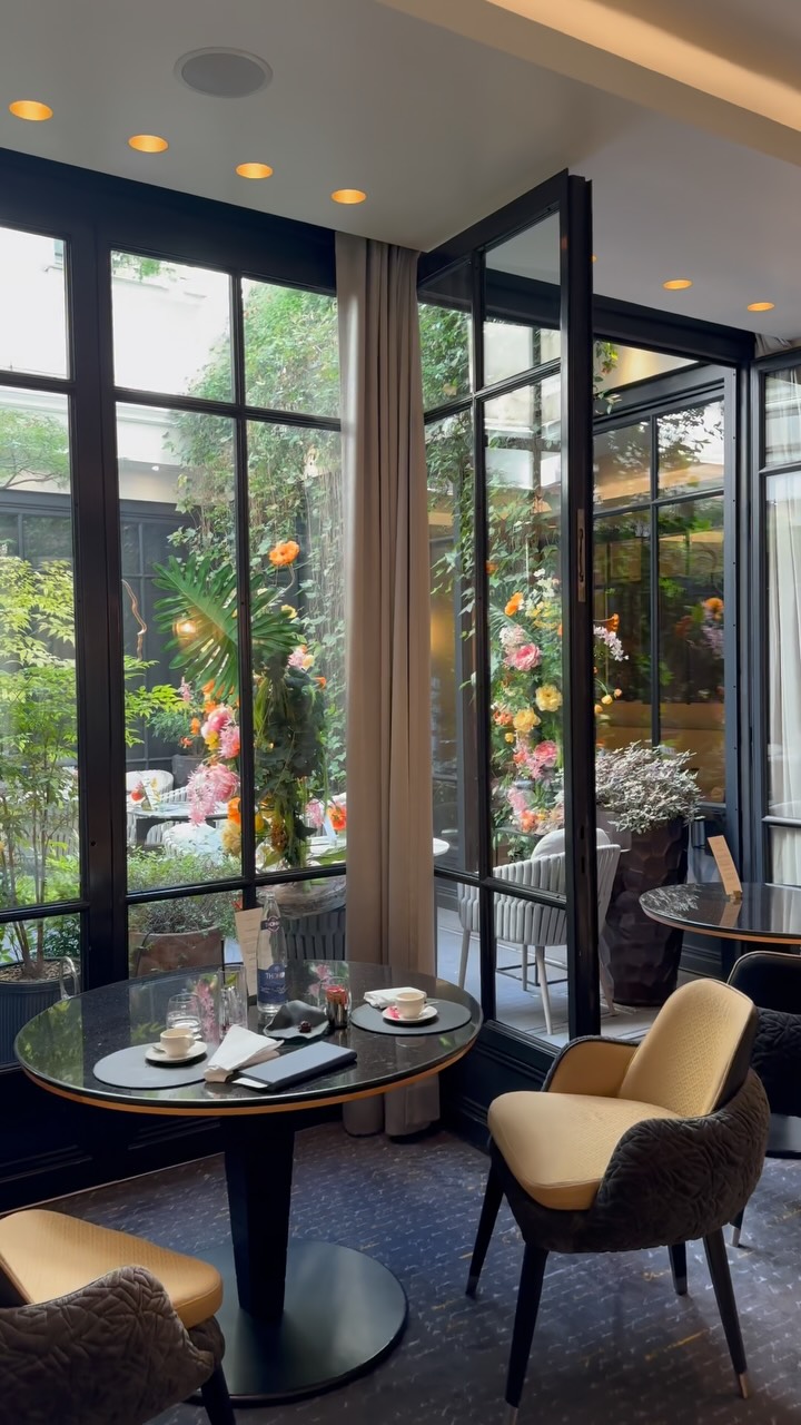 Sarah Piot, Le Burgundy Paris