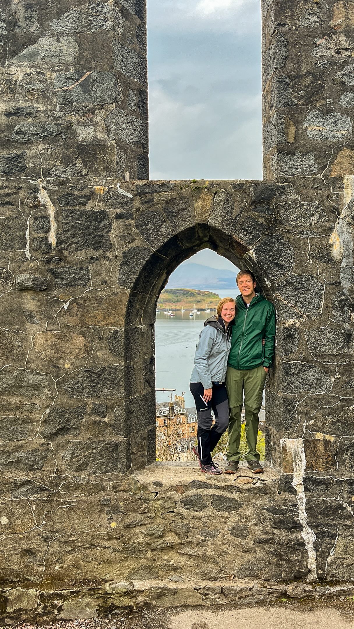 JUSTIN & LINDSAY | Food, Brews, & Outdoor Adventures, Edinburgh Castle