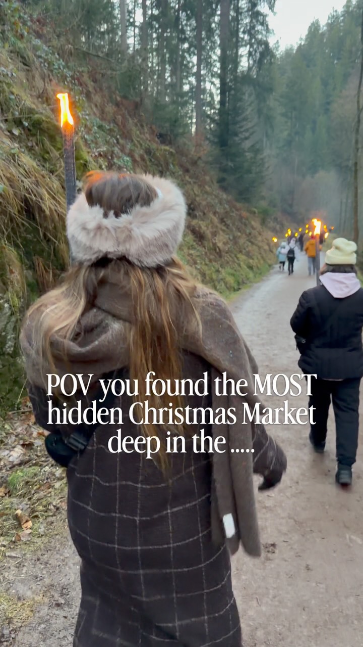 Joanna Snyder|European and Adventure Travel, Weihnachtsmarkt Ravennaschlucht