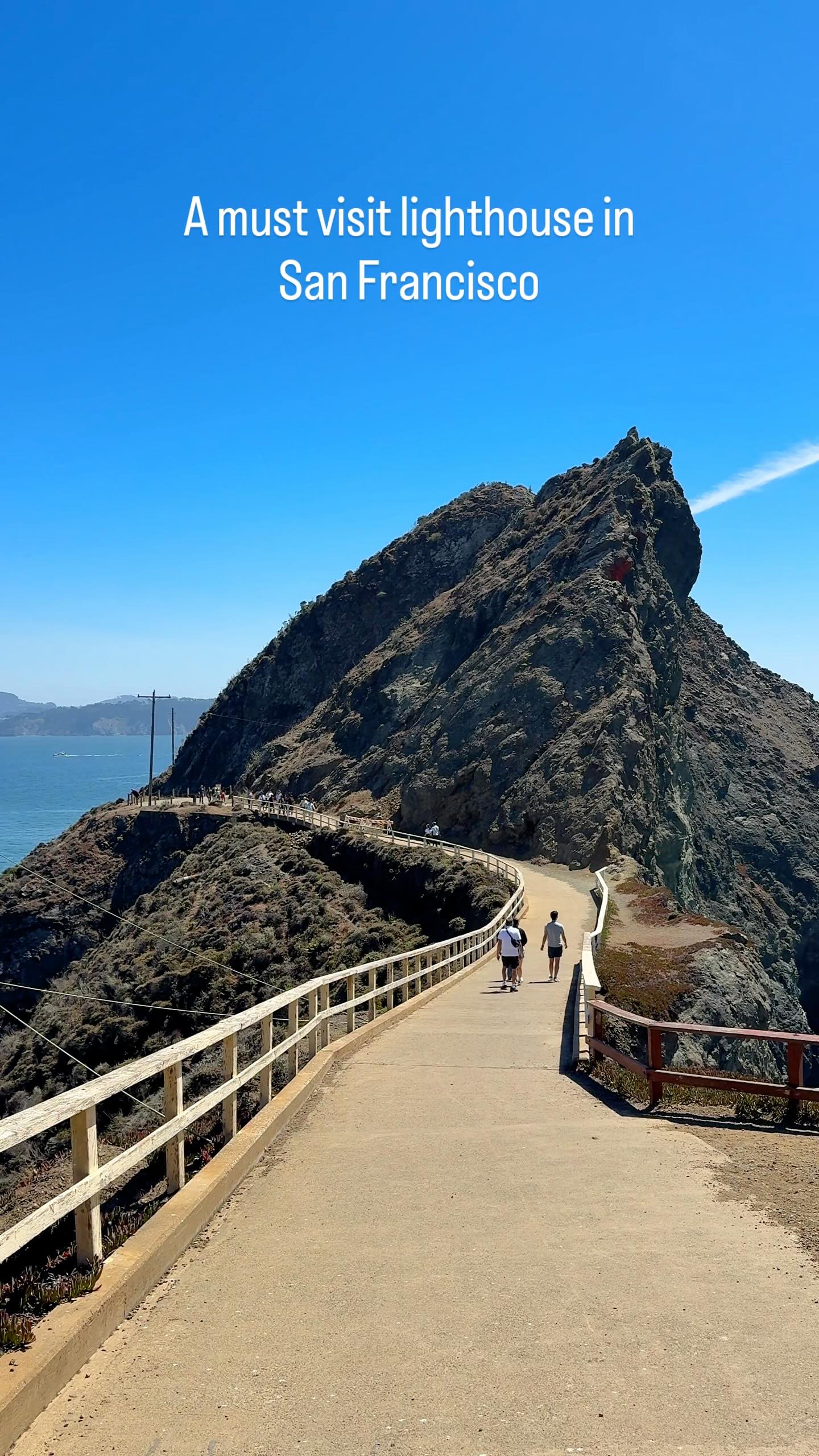 Anjali 🧚🏼‍♀️ | California | SF Bay Area | Travel & Lifestyle, Golden Gate Bridge