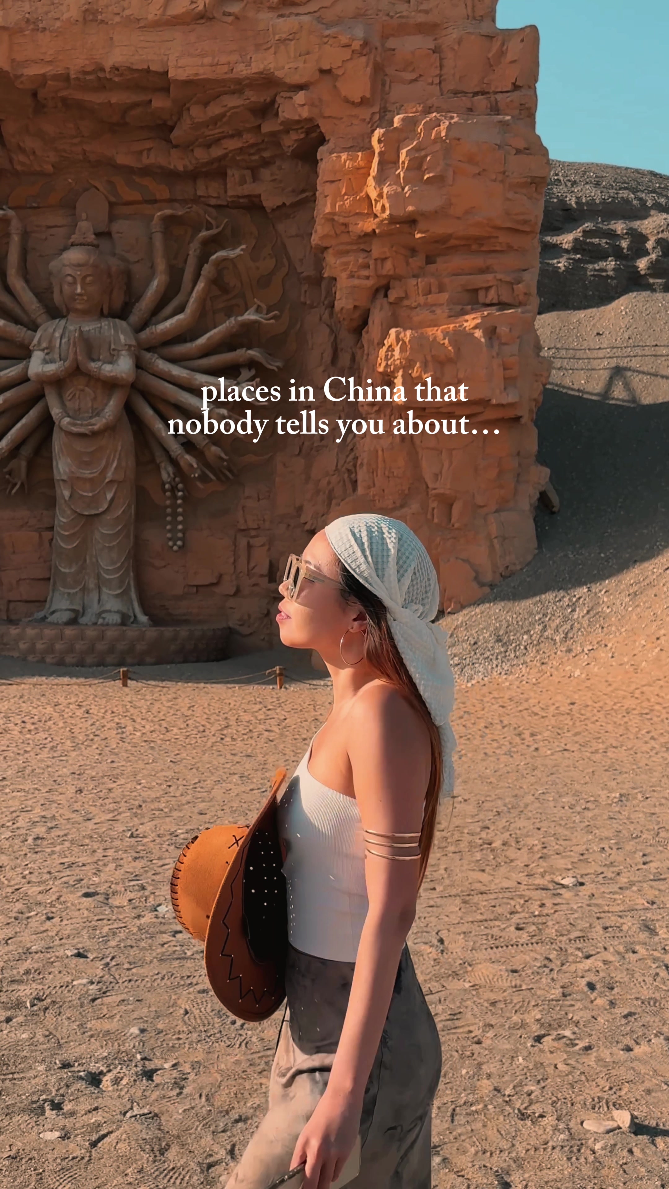 CannyClaudya | Travel & Dive🌞, Mingsha Mountain and Crescent Moon Spring