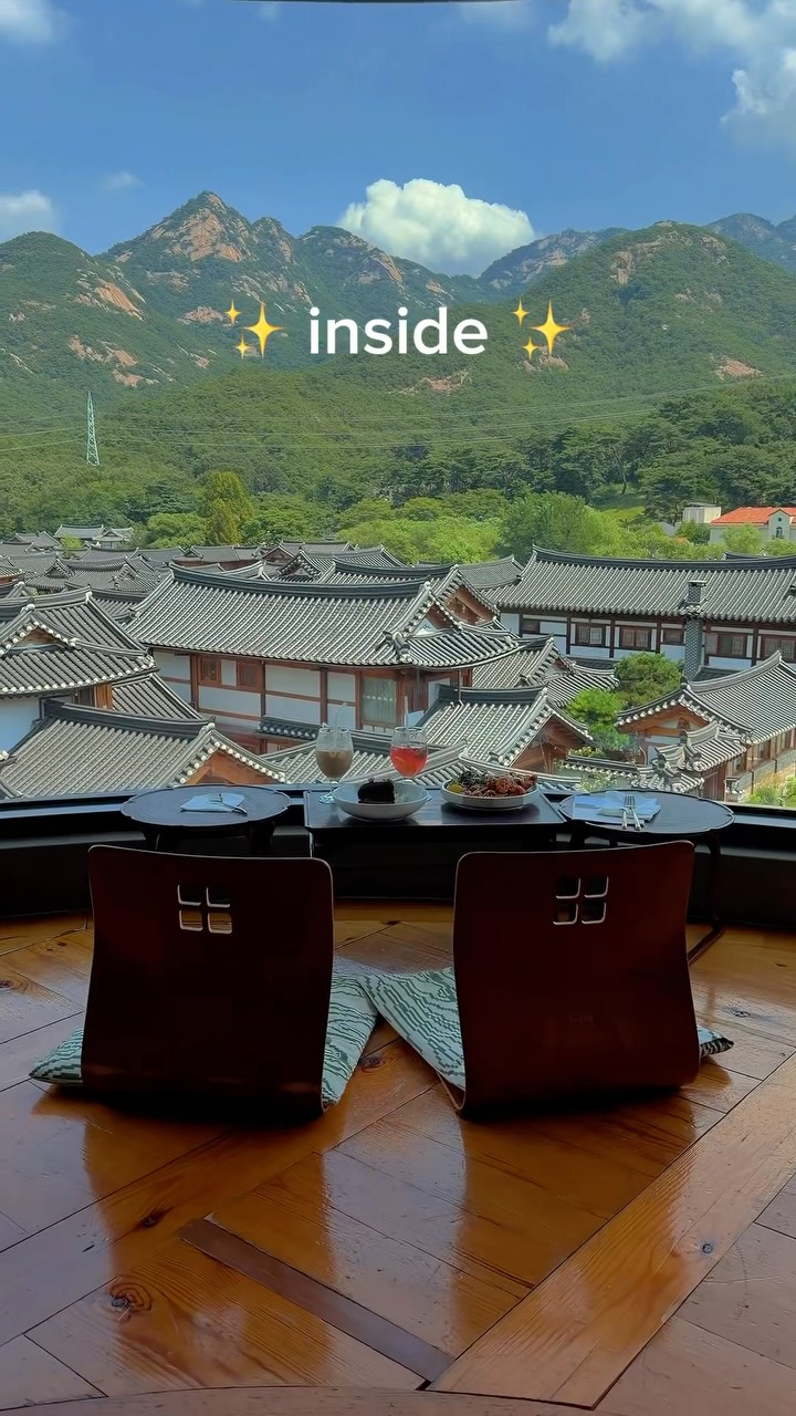 Mega Regina Andrian ♡, Eunpyeong Hanok Village