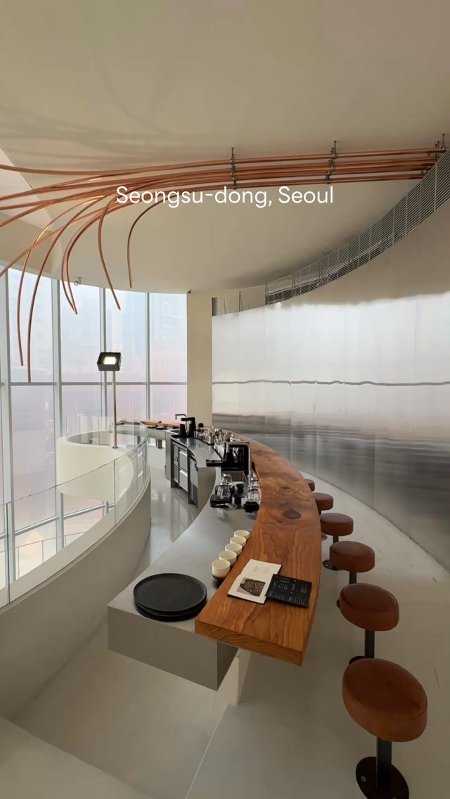 해성 I 카페 • 공간 • 주점, POINTTWOFIVE.SECOND SEONGSU HAUS