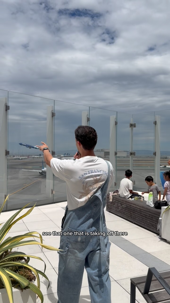 Santi, SkyTerrace