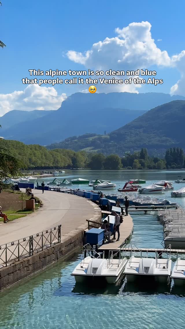 𝐃𝐫𝐢𝐬𝐡𝐭𝐢 | Road Trips & Unique Places, Lake Annecy