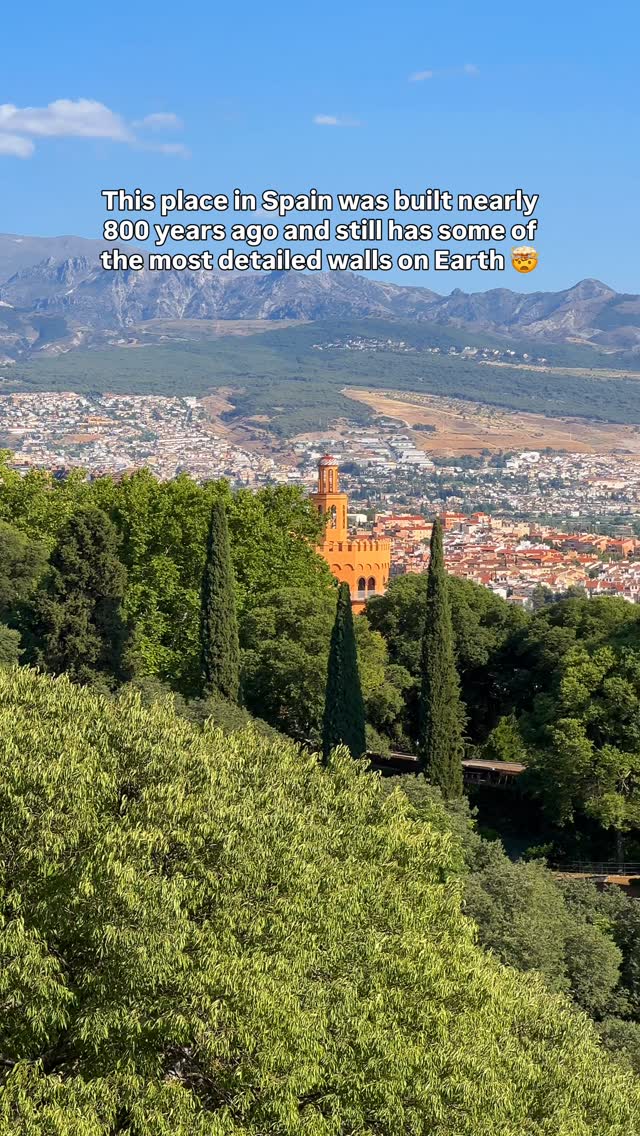 𝐃𝐫𝐢𝐬𝐡𝐭𝐢 | Road Trips & Unique Places, Alhambra