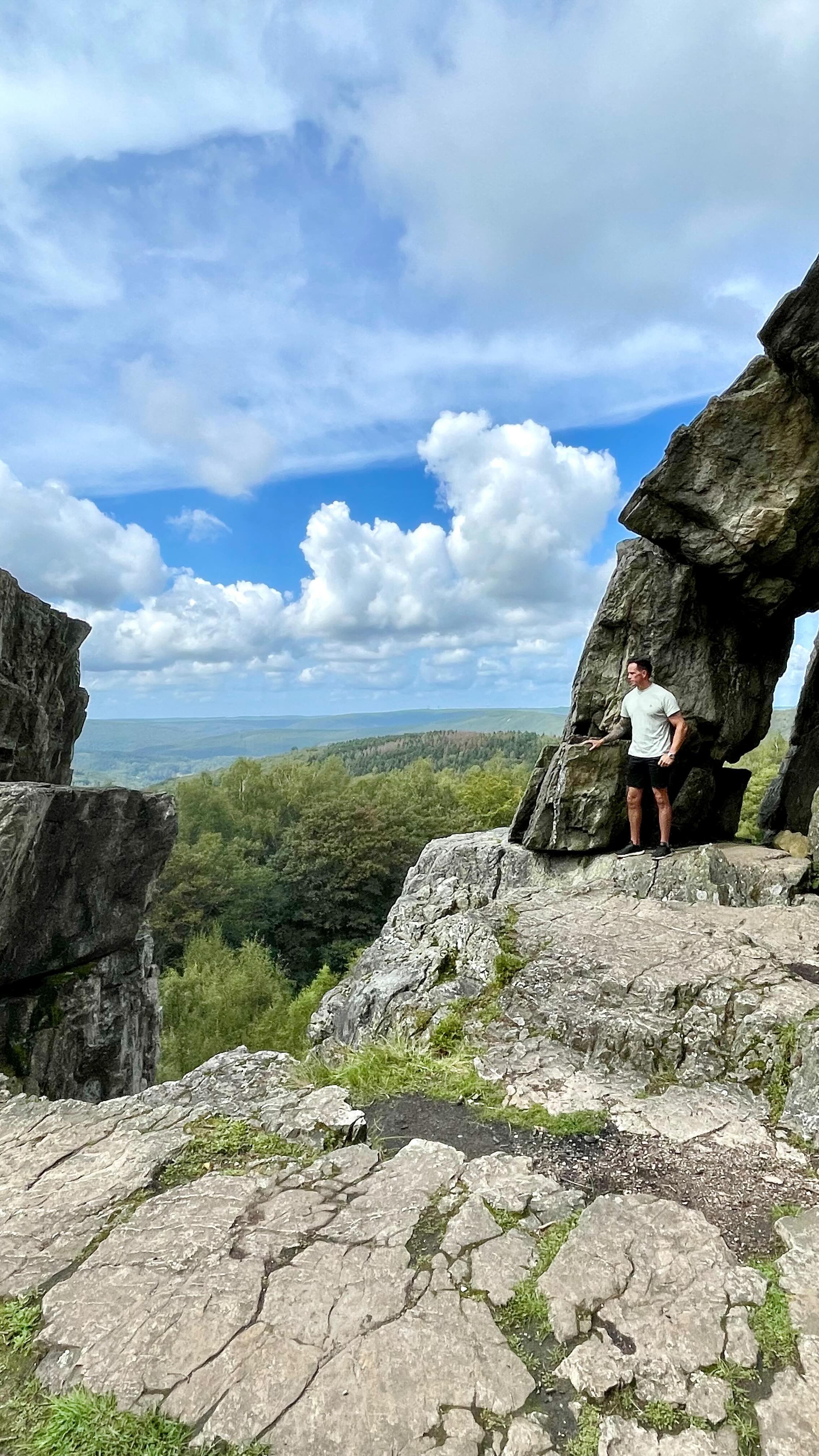 Jurgen De Groote | Travel | Explore, Roc la Tour
