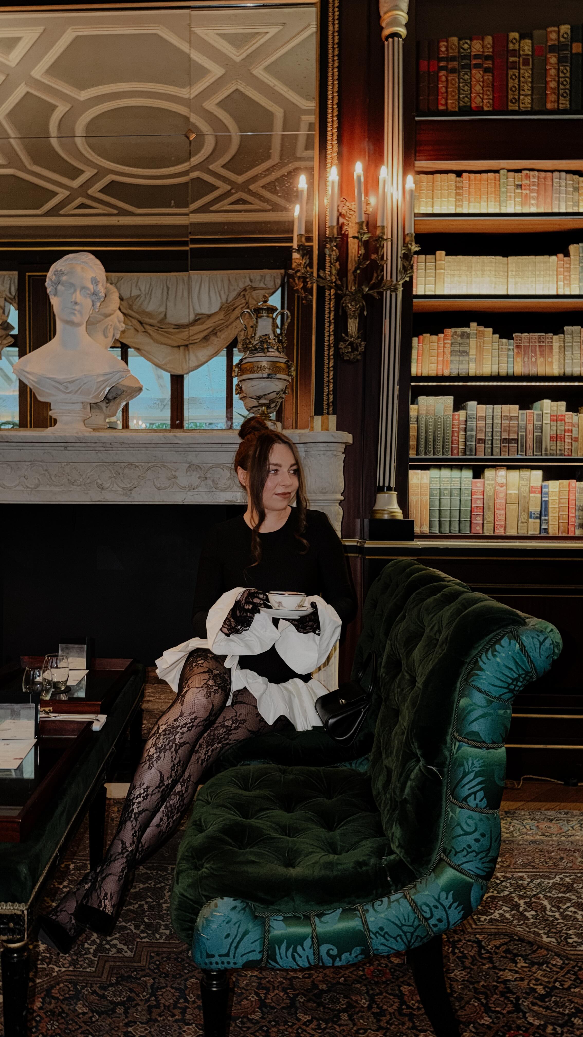 Judy | Paris Guide & Photographer, Angelina