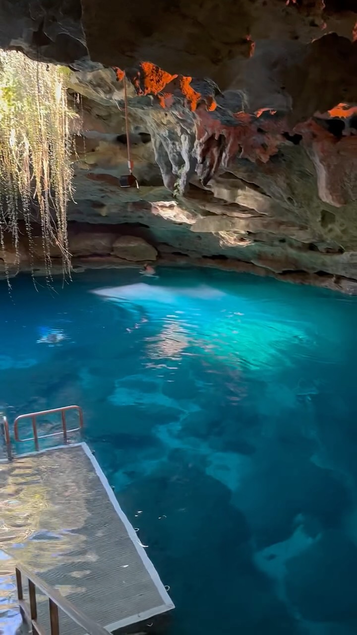 Alicia Rohan | USA Family Travel Adventure, Devil's Den Prehistoric Spring and Campground