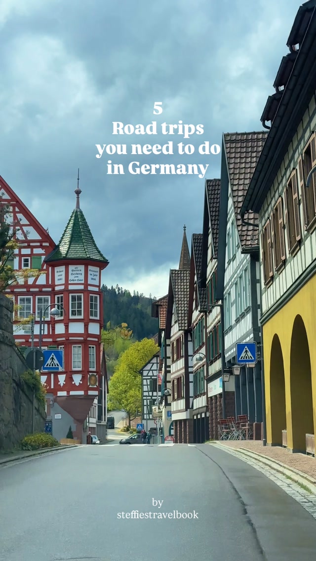 Stefanie de Sousa | Travel Creator | Hamburg, Eltz Castle