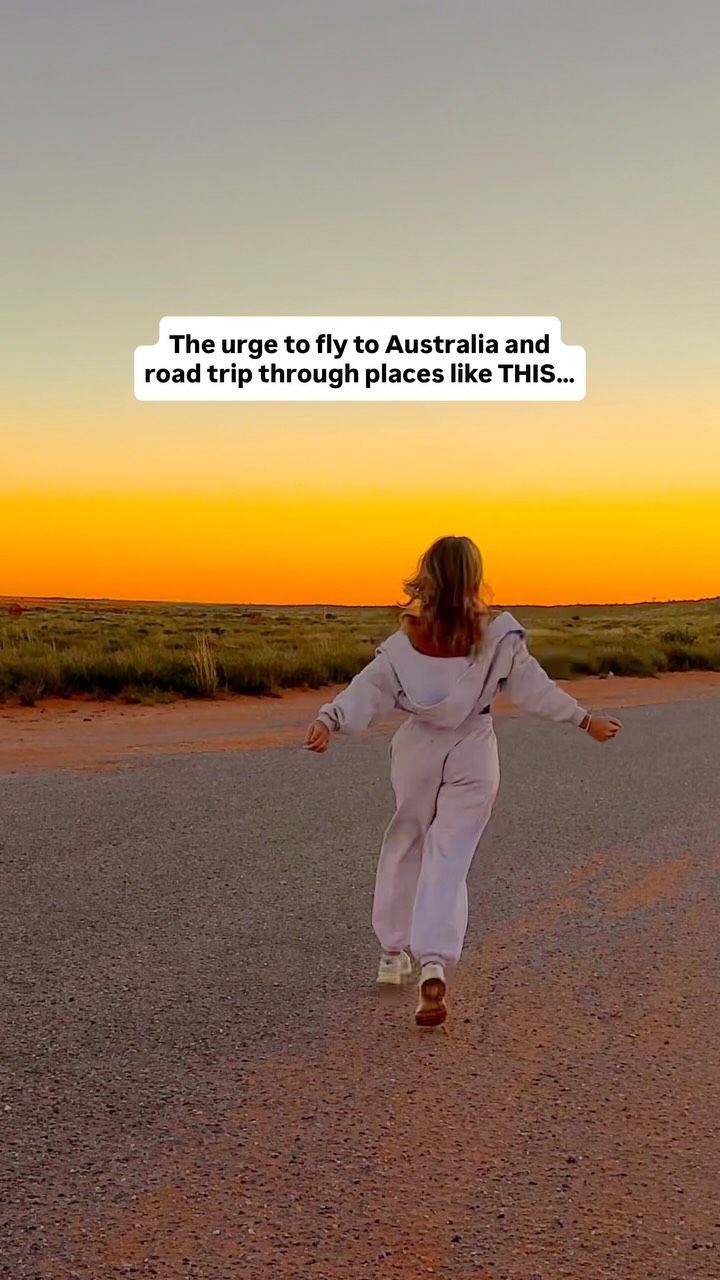 RACHEL SMITH | Solo Female Travel✈️ 🌍, Lancelin Sand Dunes