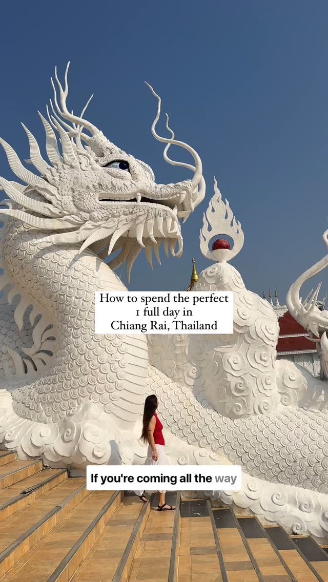 Jordynn | Adventure Travel, Wat Rong Khun - White Temple