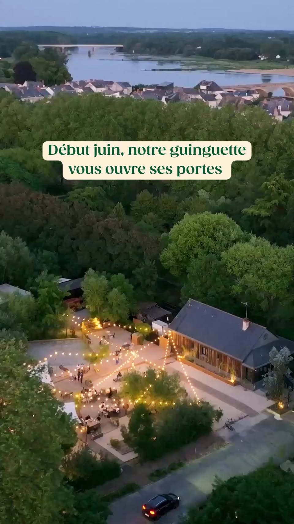 slowvillagelespontsdece, Guinguette La Gabare