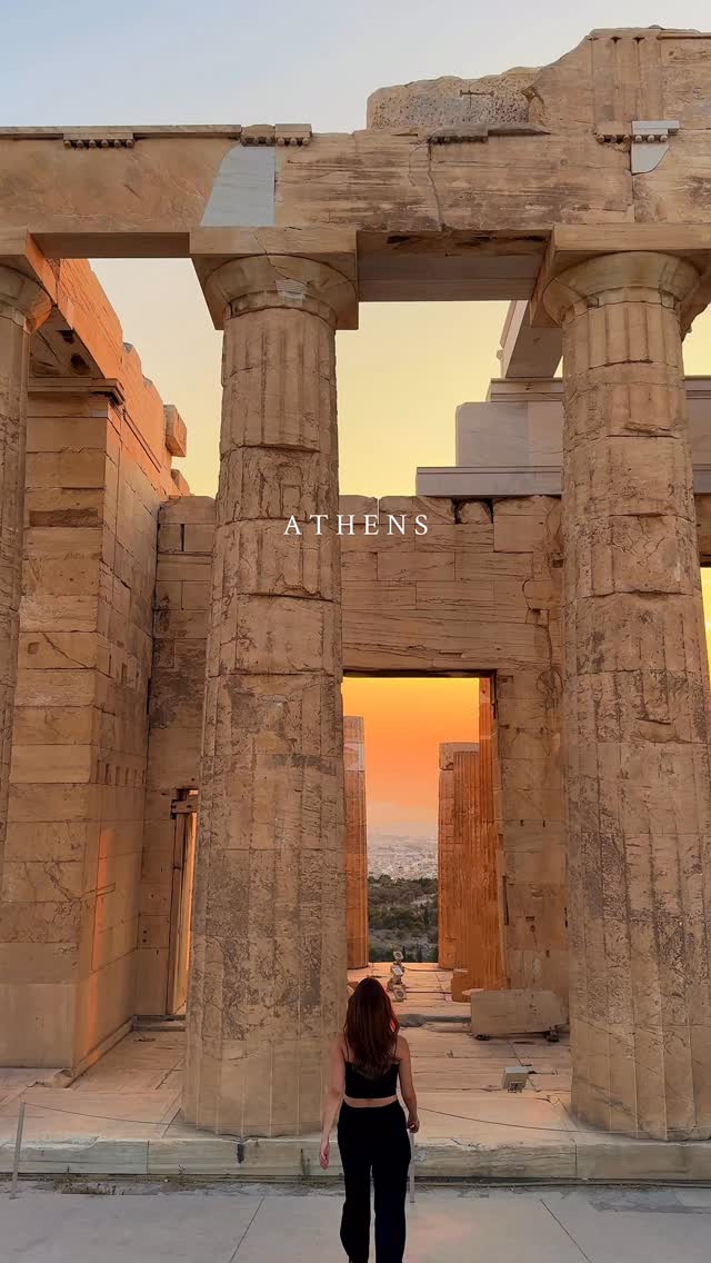 Min Kwak | Travel Creator | USA, Acropolis of Athens