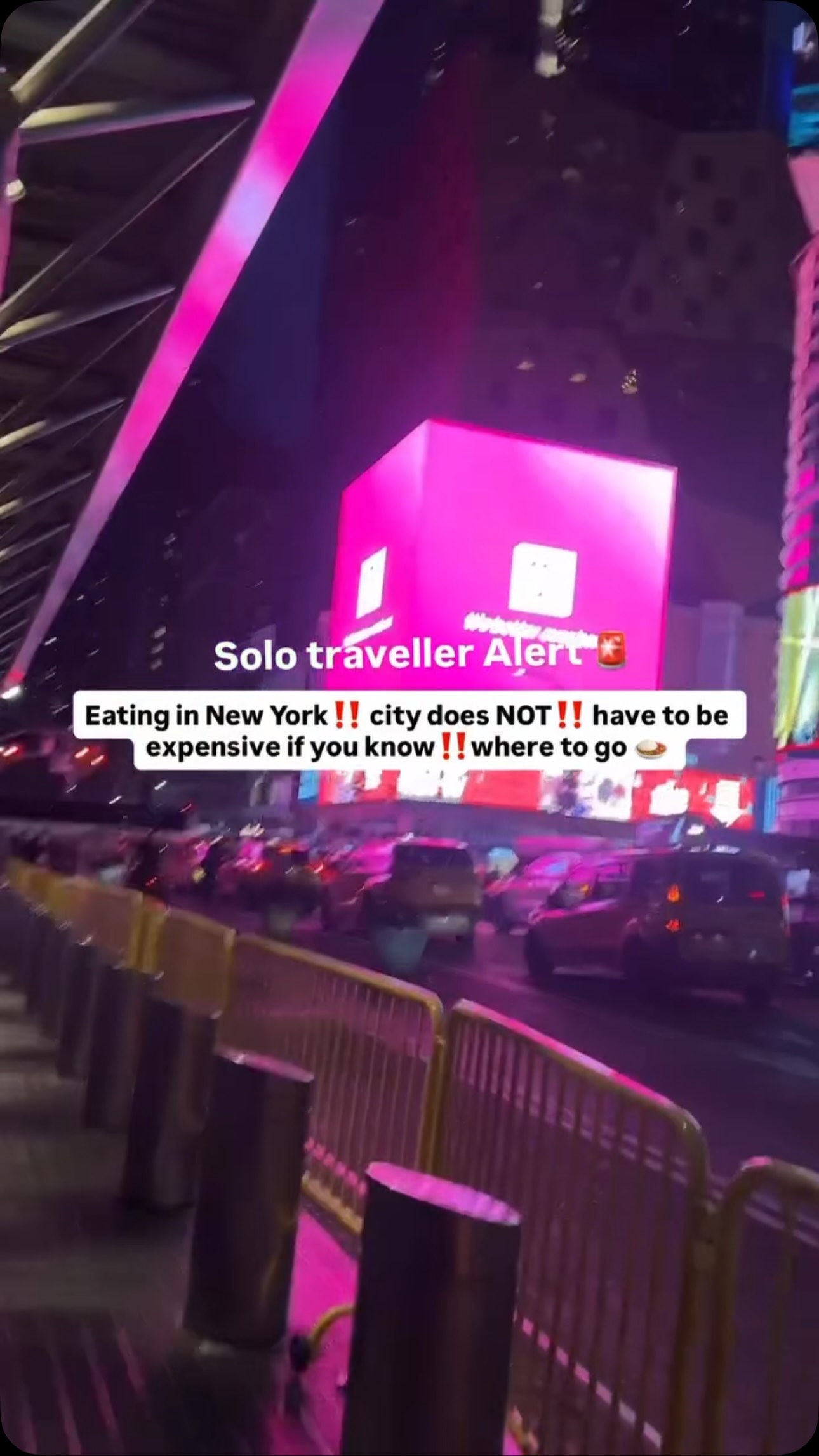 M | Traveller ✈️, Times Square