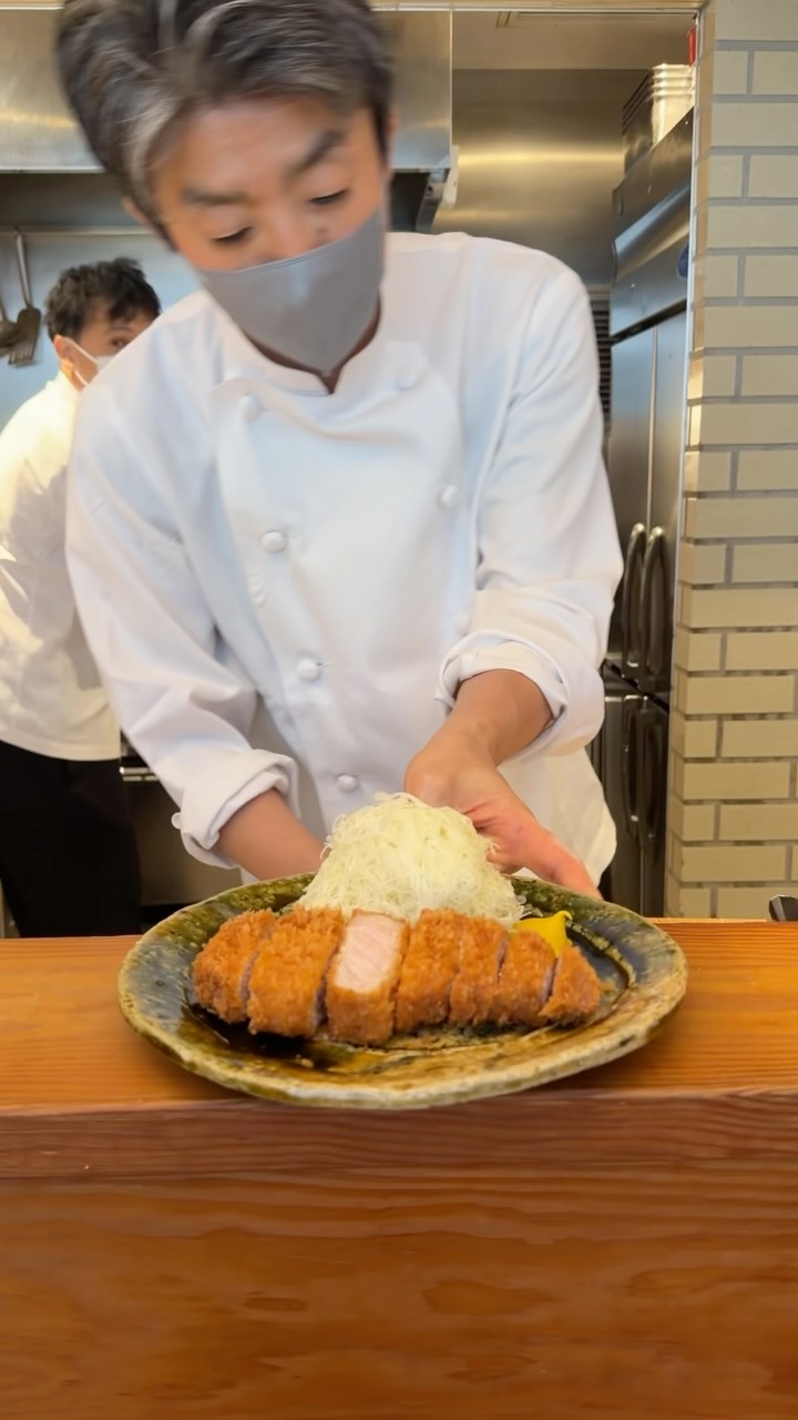 icoy rapadas, Tonkatsu Hinata
