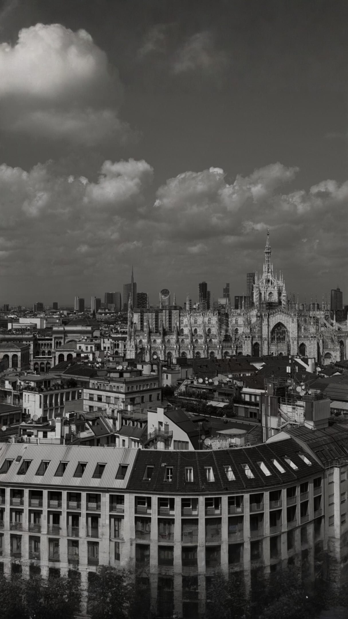 Oh Milan!, The Roof Milano