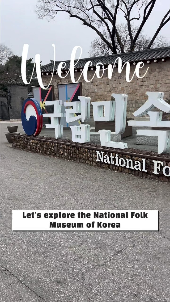 GENS, Gyeongbokgung Palace