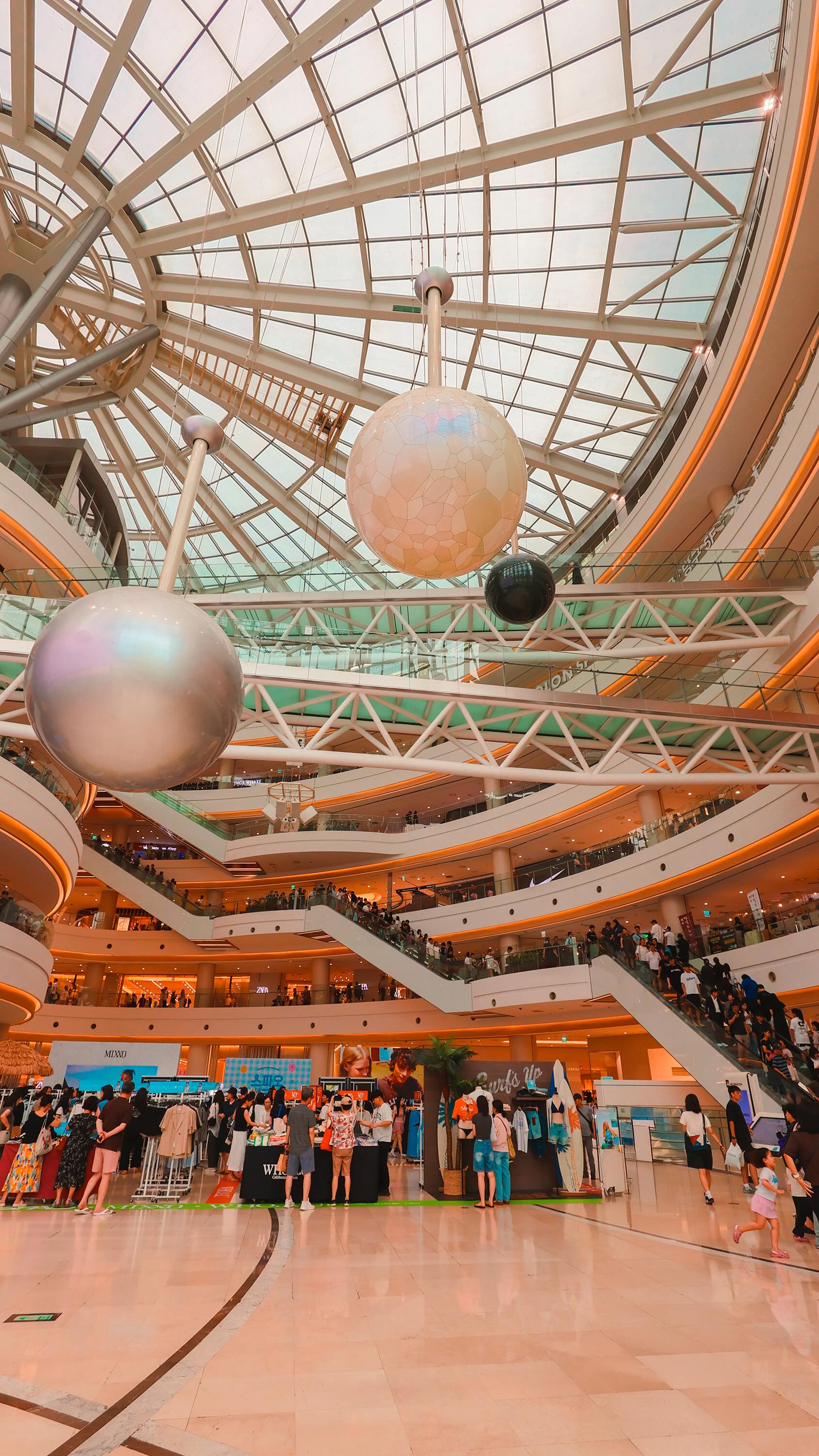 Visit Seoul, Shinsegae Department Store Main Store