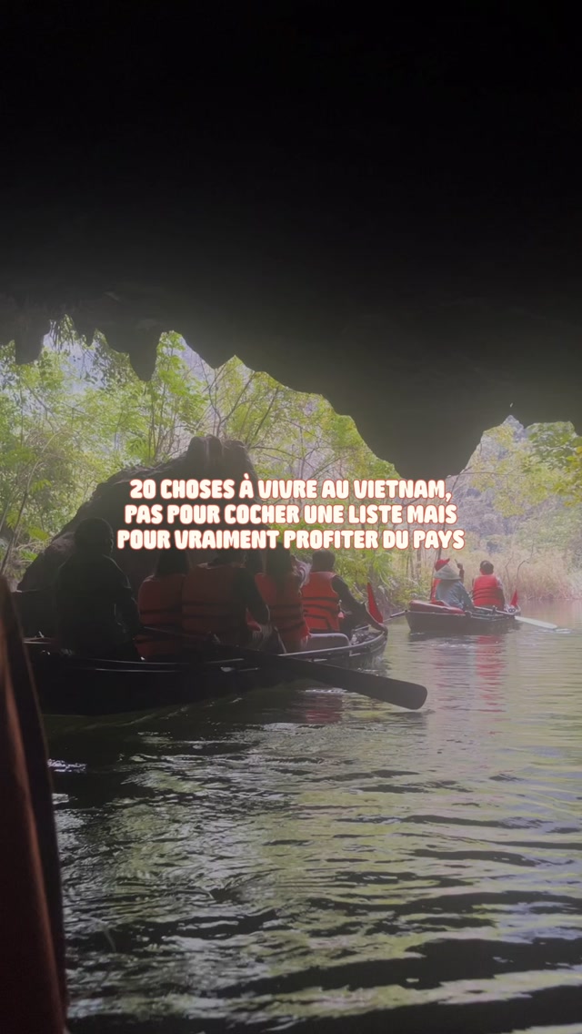 WISATA | Marie - Organisatrice de voyages uniques 🌺, Hoàn Kiếm Lake