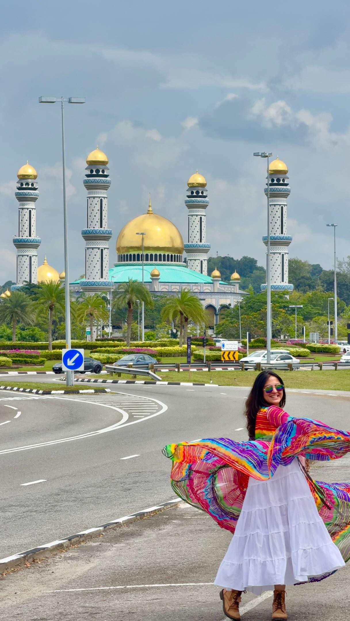 Ankita Kumar 🇮🇳| TRAVEL, Omar Ali Saifuddien Mosque