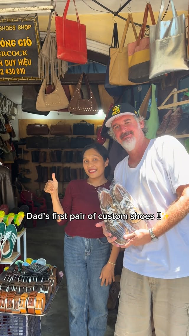 Fenn Family, Hội An Night Market