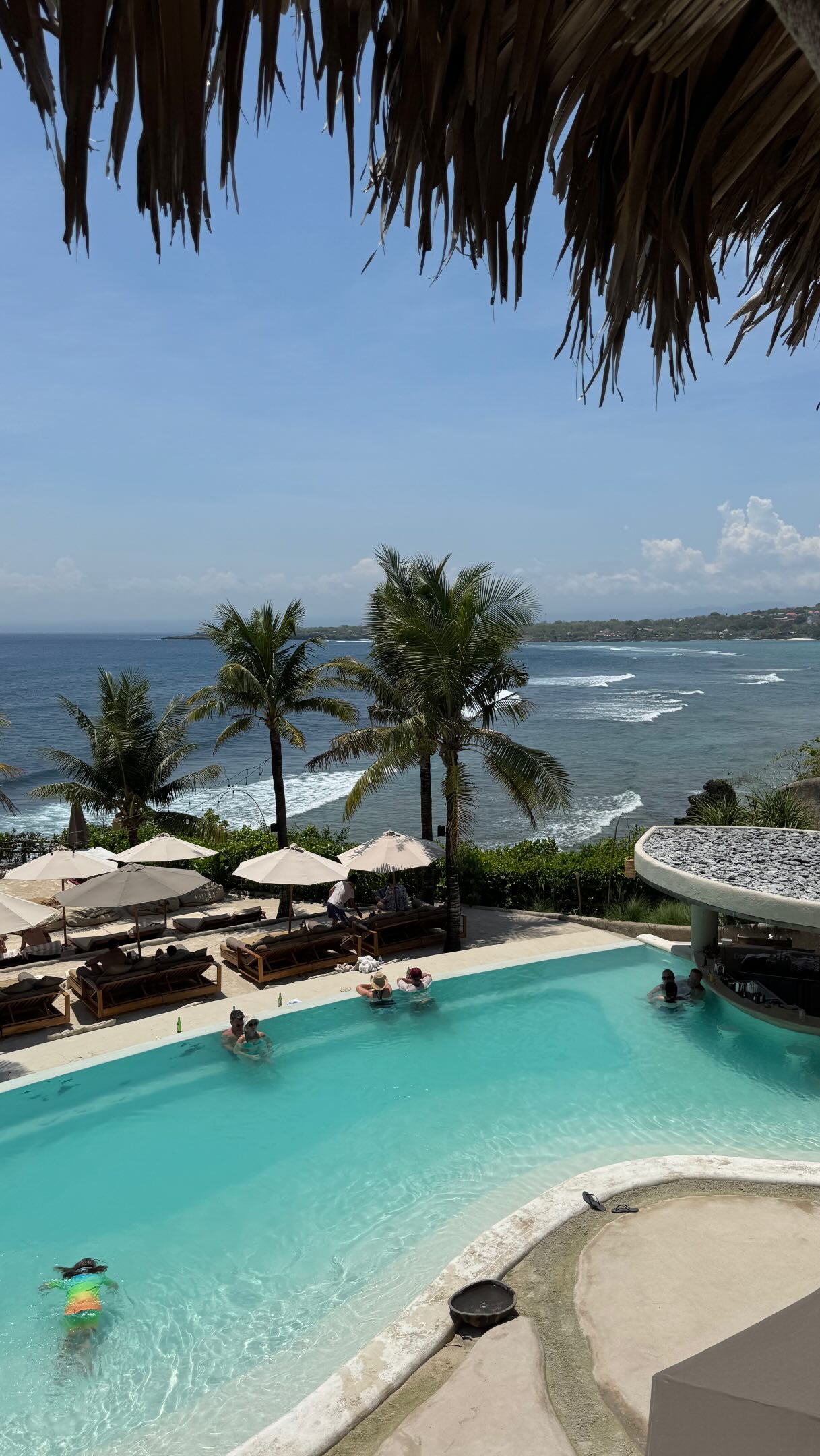 Hollie AMC, Nusa Lembongan