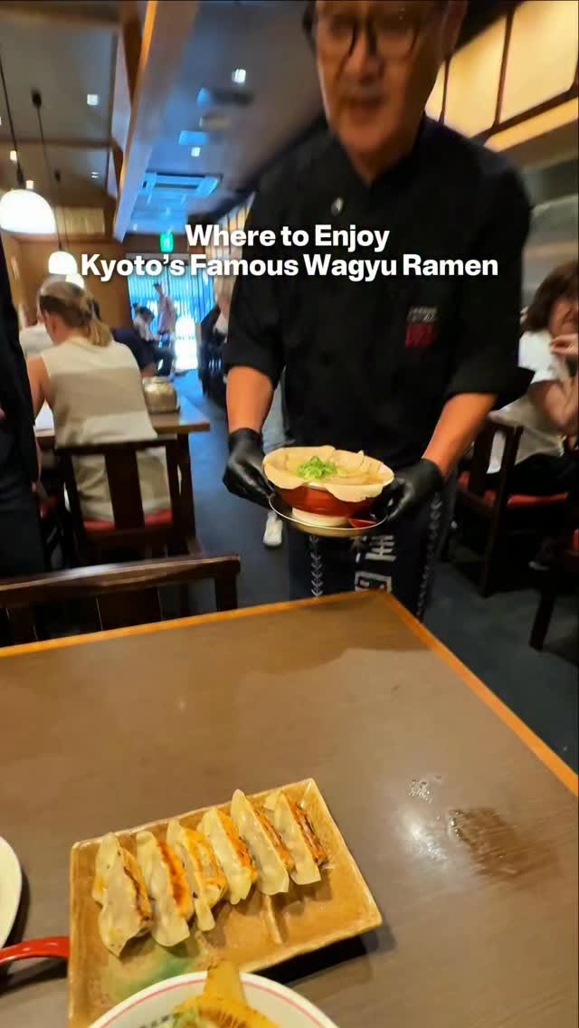 Facebook, Yasaka Jinja