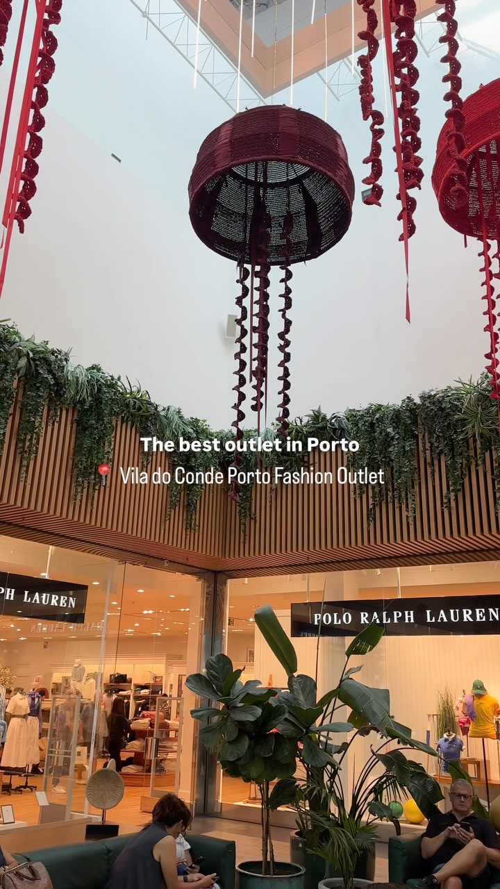 Creating content ✨ UGC & Travel | Blogger 🌍 | Portugal, Vila do Conde Porto Fashion Outlet