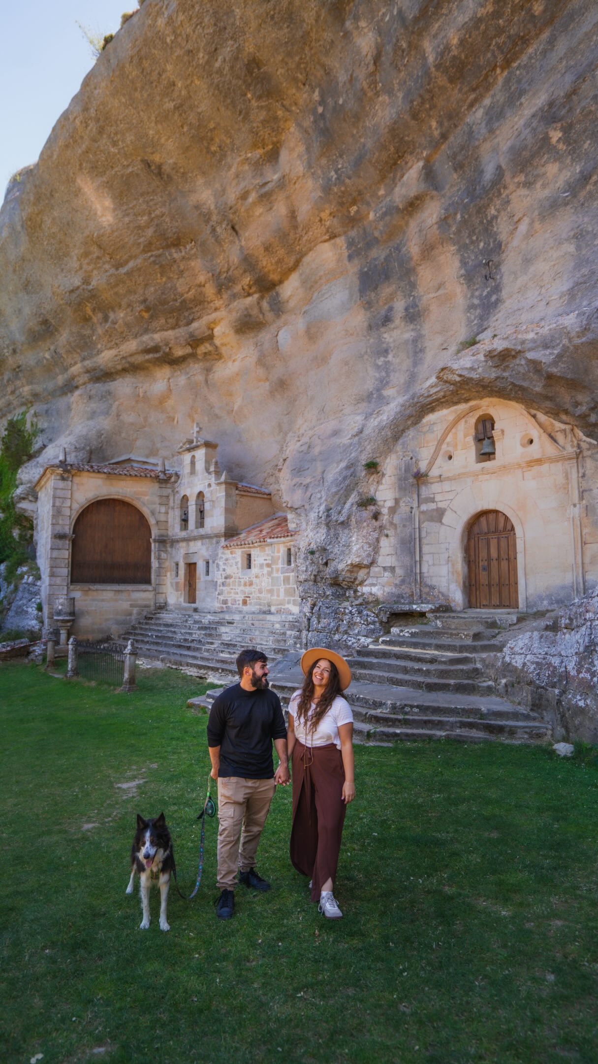 David Bermudez & Kalina ☓ Travel Couple + 🐺, Monumento Natural de Ojo Guareña