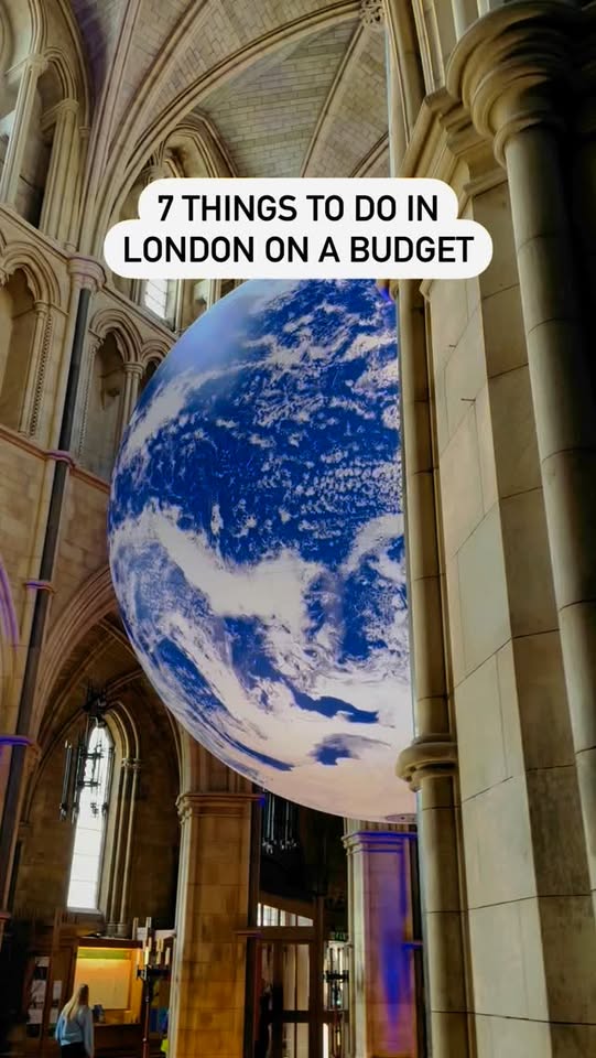 Facebook, Tower Bridge