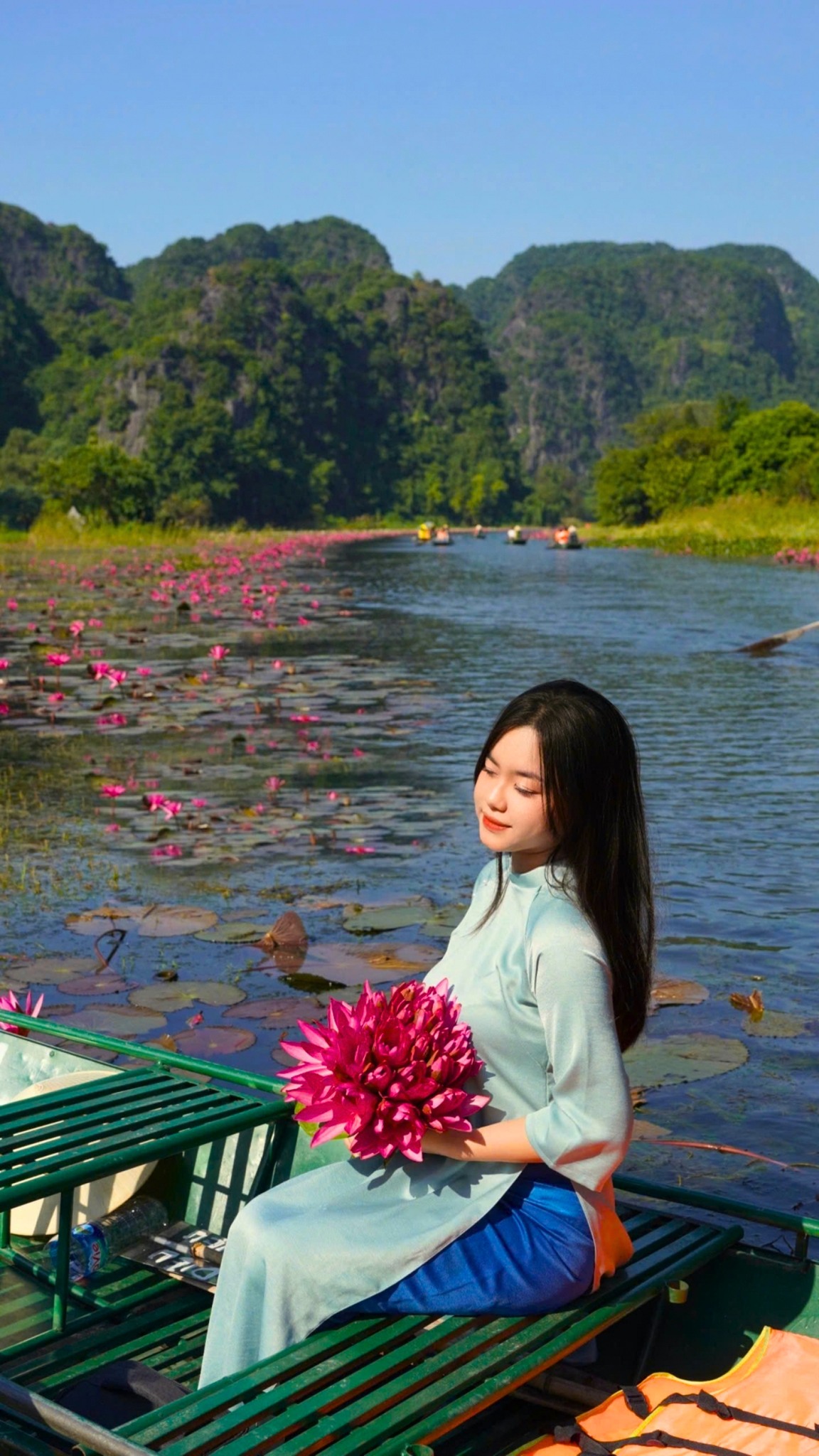 Vietluxtour.official, Thai Vi Temple
