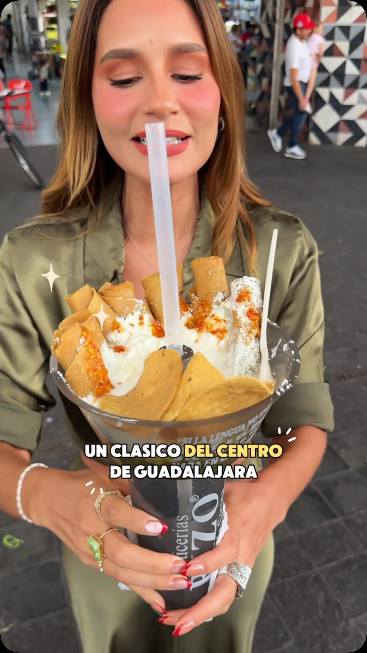 Maggie Magaña, Mercado Corona