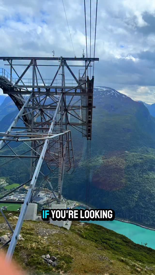 Frank & Simen Haughom ©, Loen Skylift