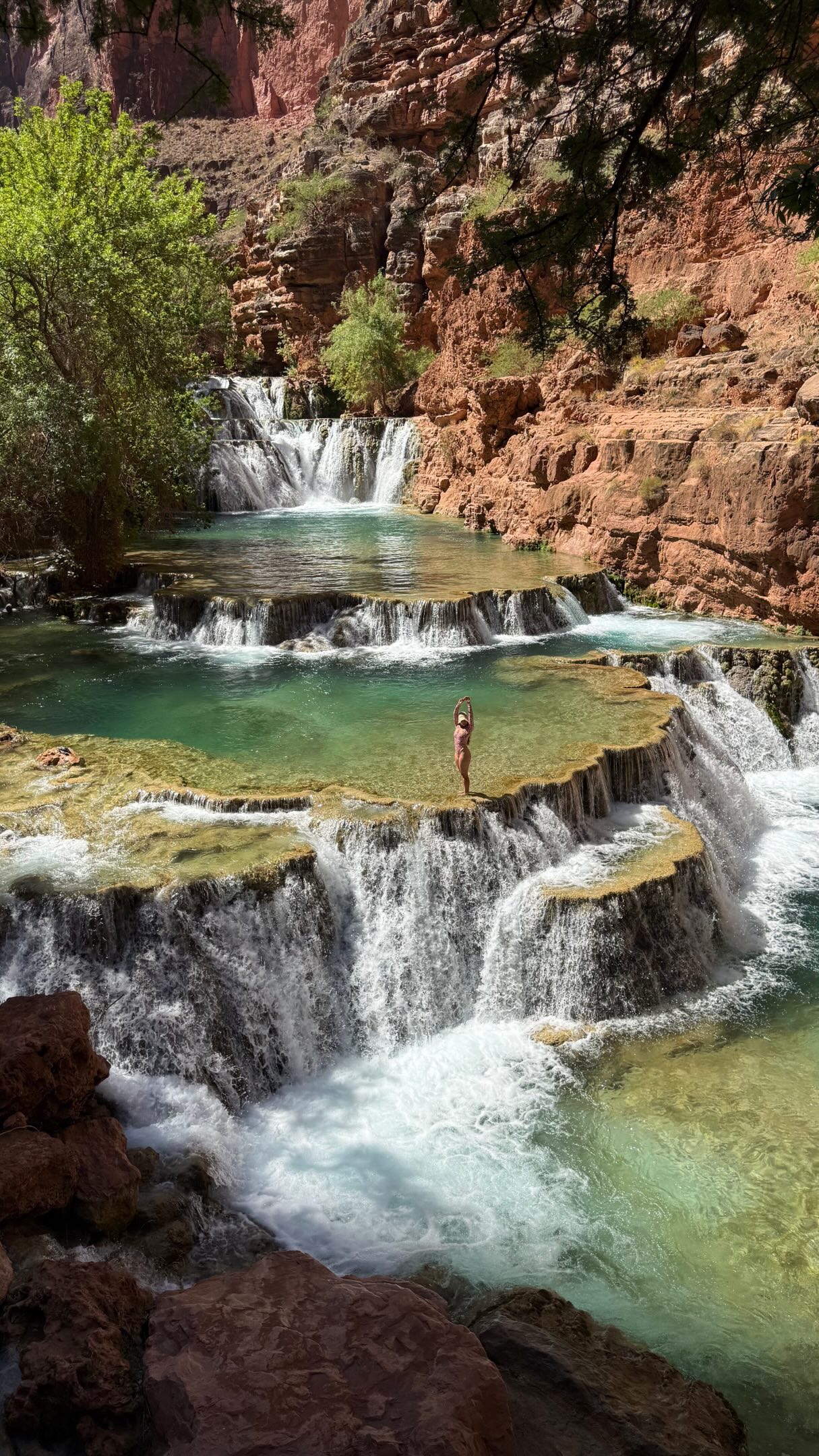 Patricia | Travel content creator, Welcome to Fabulous Las Vegas Sign